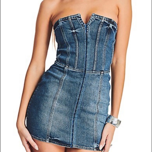 Retrofête Andreia Denim Dress - Picture 2 of 7